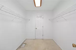 1525 Farrington Dr, Kettering, OH 45420 - Photo 24