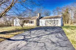 1929 Grange View Dr, Beavercreek, OH 45432 - Photo 1