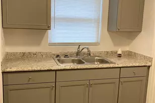 2921 N Main St, Dayton, OH 45405 - Photo 6