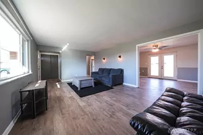 623 Macmillan Drive, Trotwood, OH 45426 - Photo 6