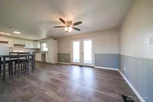 623 Macmillan Dr, Trotwood, OH 45426 - Photo 12