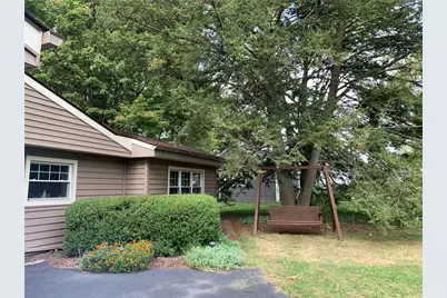 1328 Shawnee Drive, Yellow Springs Vlg, OH 45387 - Photo 2