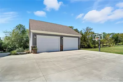 825 George Allen Drive, Harmony Twp, OH 45369 - Photo 98