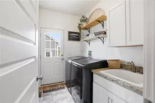 825 George Allen Dr, Harmony Twp, OH 45369 - Photo 38