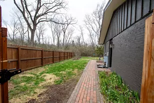 8661 Hide a Way Ln, Washington Twp, OH 45458 - Photo 66
