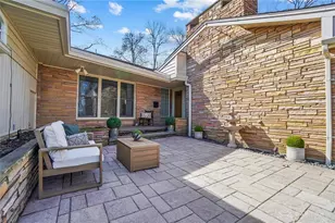 450 Ridgewood Ave, Oakwood, OH 45409 - Photo 4