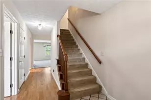 239 Greenmount Blvd, Oakwood, OH 45419 - Photo 6