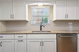 239 Greenmount Blvd, Oakwood, OH 45419 - Photo 18