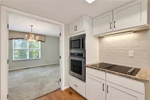 239 Greenmount Blvd, Oakwood, OH 45419 - Photo 16