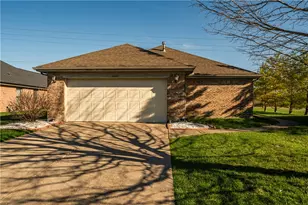 1501 Rockleigh Rd, Centerville, OH 45458 - Photo 30