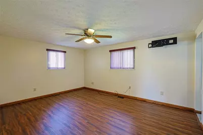 211 Katy Lane, Englewood, OH 45322 - Photo 12