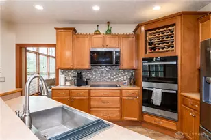 173 Countryside, Troy, OH 45373 - Photo 12