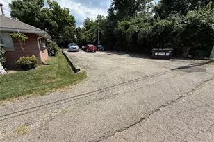 100 E Nottingham Rd, Harrison Twp, OH 45405 - Photo 8