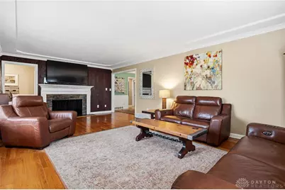 1329 Far Hills Avenue, Oakwood, OH 45419 - Photo 16