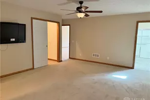 938 Wright Ave, Xenia Twp, OH 45385 - Photo 6