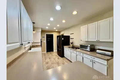 85 Poinciana Drive, Washington Twp, OH 45459 - Photo 18