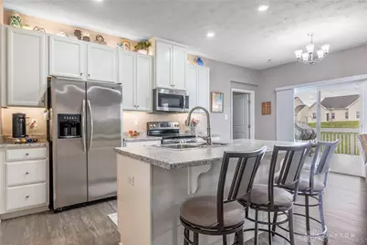 9379 Lakeside Street, Tipp City, OH 45371 - Photo 8