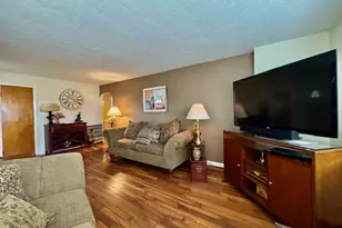 100 Green Valley Dr, Enon Vlg, OH 45323 - Photo 6