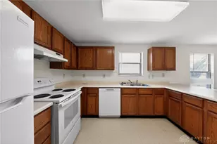 5202 Old Troy Pike, Dayton, OH 45424 - Photo 12