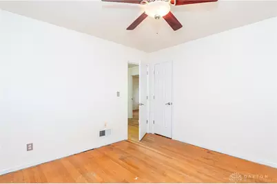 4024 Overland Trail, Kettering, OH 45429 - Photo 8