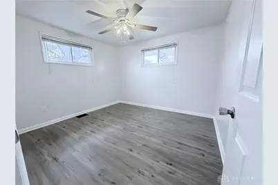3209 Carrier Avenue, Dayton, OH 45429 - Photo 10