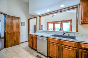 10001 Settlement House Rd, Washington Twp, OH 45458 - Photo 12