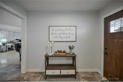 780 W Eva Circle, Springfield Twp, OH 45504 - Photo 10