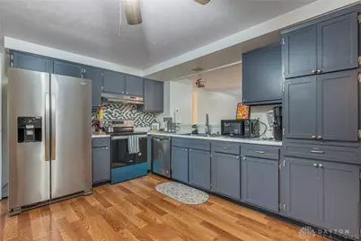 5341 Pathview Drive, Huber Heights, OH 45424 - Photo 8