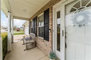 1371 Edinburgh Dr, Troy, OH 45373 - Photo 6