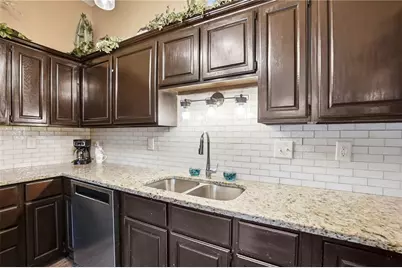 6042 Cinnamon Tree Court, Englewood, OH 45322 - Photo 12