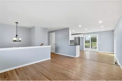 2703 Tihart Way, Beavercreek, OH 45430 - Photo 4