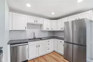 2703 Tihart Way, Beavercreek, OH 45430 - Photo 8