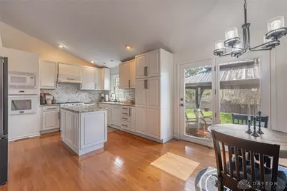 10 Brookfield Court, Springboro, OH 45066 - Photo 8