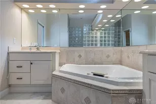 1242 Club View Dr, Centerville, OH 45458 - Photo 28