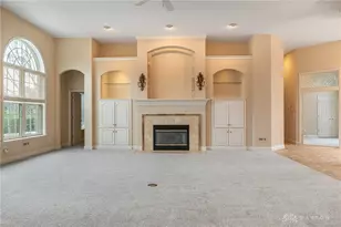 1242 Club View Dr, Centerville, OH 45458 - Photo 8