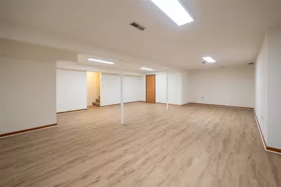 1556 N Regency Drive, Xenia, OH 45385 - Photo 22