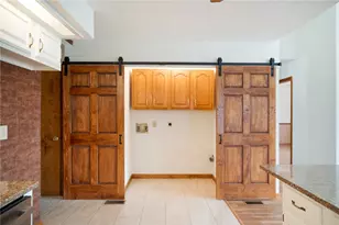 1556 N Regency Dr, Xenia, OH 45385 - Photo 12