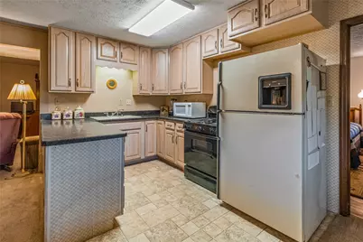 610 W Alex Bell Road, Washington Twp, OH 45459 - Photo 24