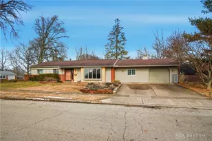 167 W Goodman Dr, Fairborn, OH 45324 - Photo 2