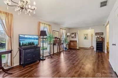 7500 Dial Drive, Huber Heights, OH 45424 - Photo 10