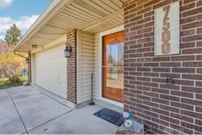 7500 Dial Drive, Huber Heights, OH 45424 - Photo 6