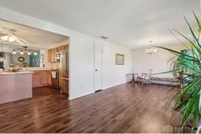 7500 Dial Drive, Huber Heights, OH 45424 - Photo 8