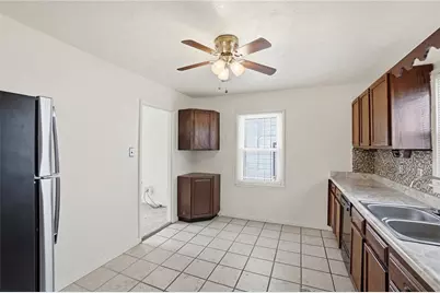 1215 Philadelphia Drive, Dayton, OH 45406 - Photo 8