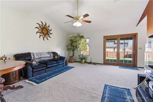 8858 Deer Hollow Dr, Huber Heights, OH 45424 - Photo 10