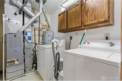 8858 Deer Hollow Drive, Huber Heights, OH 45424 - Photo 26