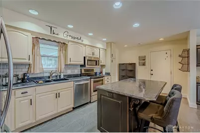 305 S Vandemark Road, Sidney, OH 45365 - Photo 18