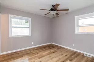 208 Pinegrove Dr, Bellbrook, OH 45305 - Photo 16