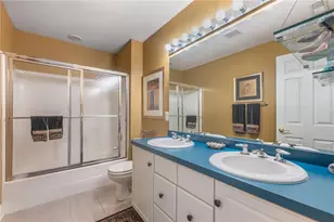 182 Barrington Village Dr, Beavercreek Twp, OH 45385 - Photo 36