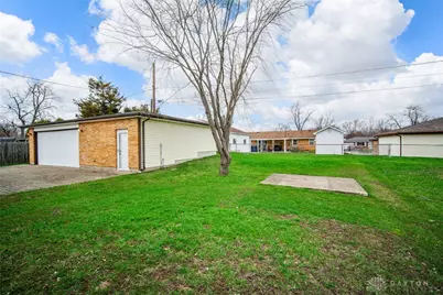 7237 Carmelita Drive, Huber Heights, OH 45424 - Photo 26