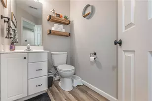 9055 Marquis Dr, Miamisburg, OH 45342 - Photo 8